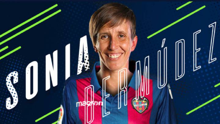 La delantera Sonia Bermúdez deja el Atlético de Madrid y ficha por el Levante.
