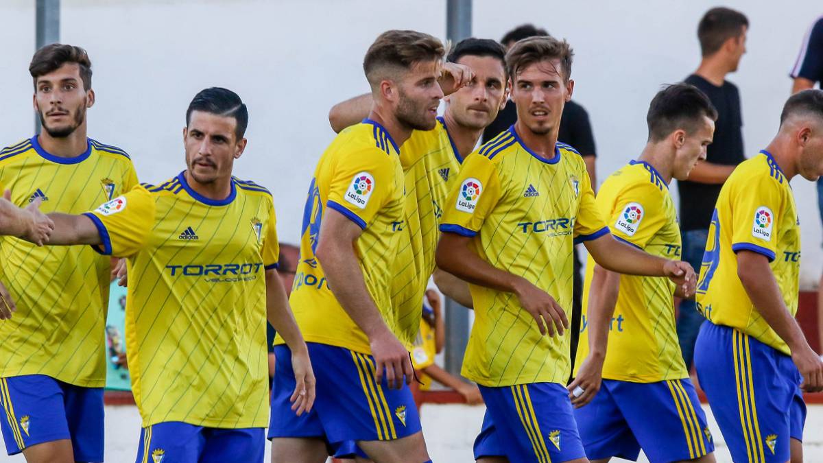 El Cádiz arranca la pretemporada ganando 0-4 a Los Barrios.