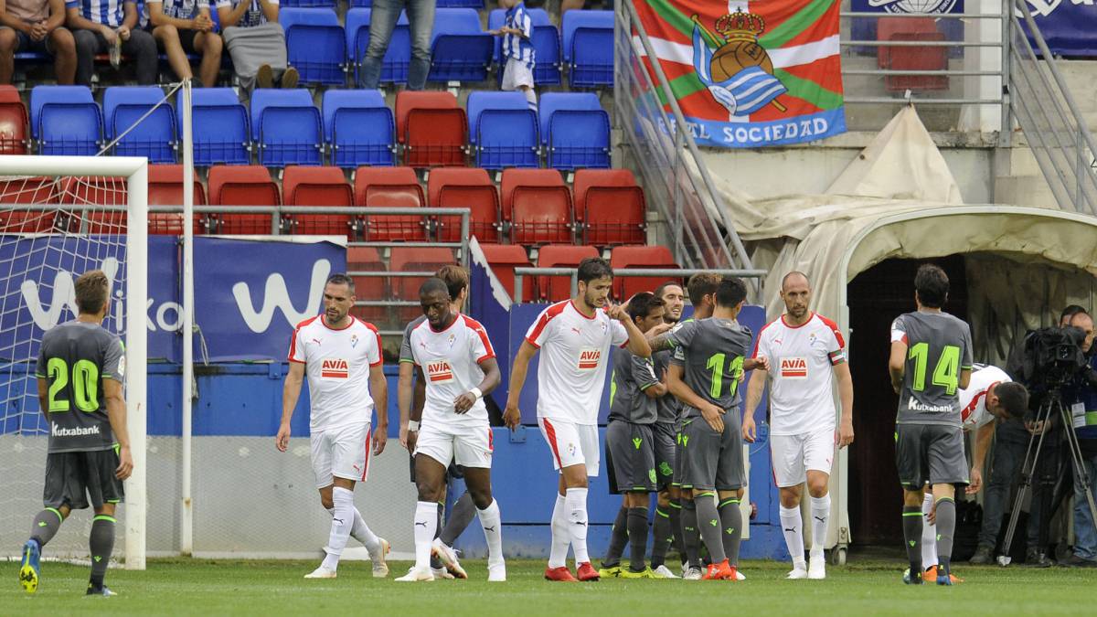 La Real Sociedad se impone sobre la bocina al Eibar.