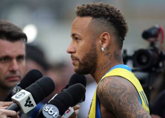 Neymar selecciona su equipo de Fútbol 5: Messi, Alves...