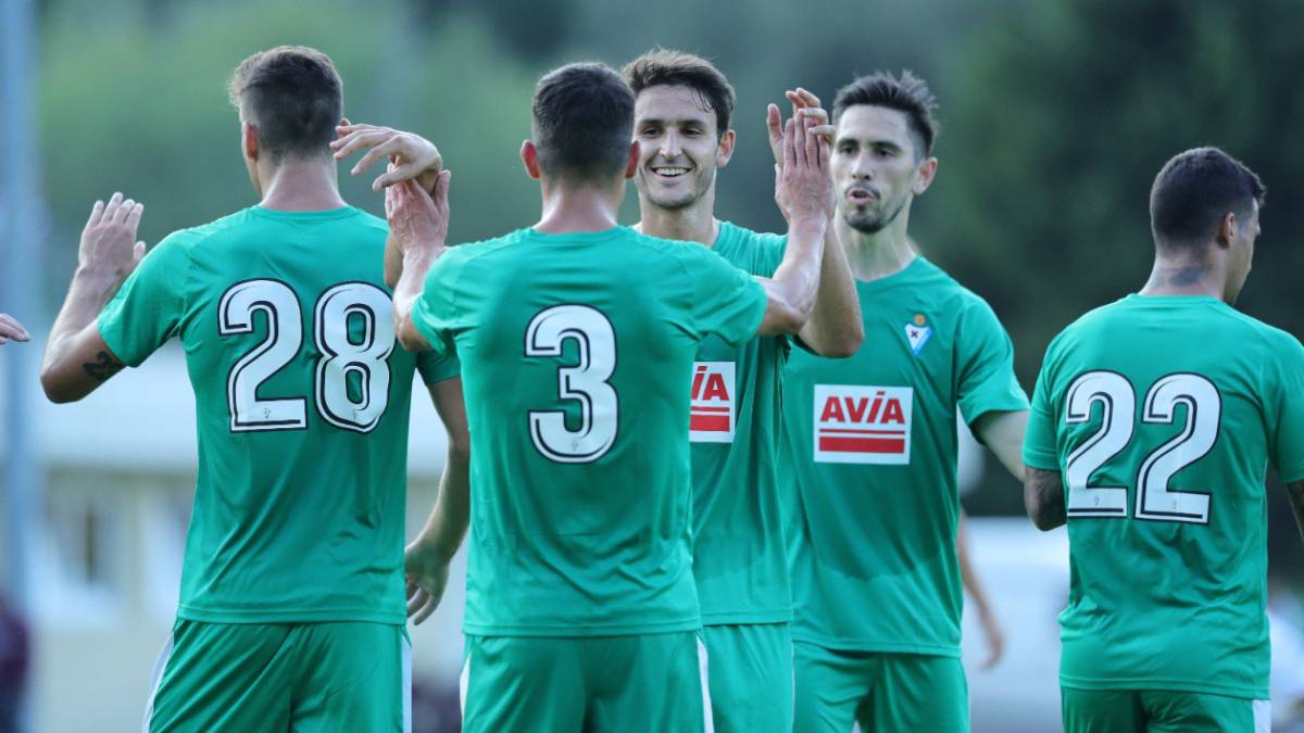 El Eibar derrota al Swansea en su primera victoria austriaca