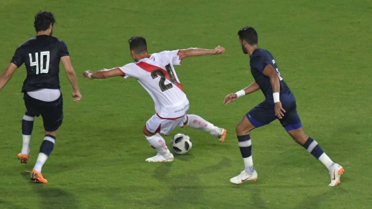 El Rayo empata con el Pyramids en Alejandría y a puerta cerrada