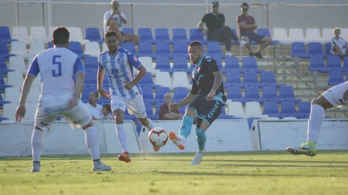En Albacete remonta al Atlético de Baleares con Lado brillando.