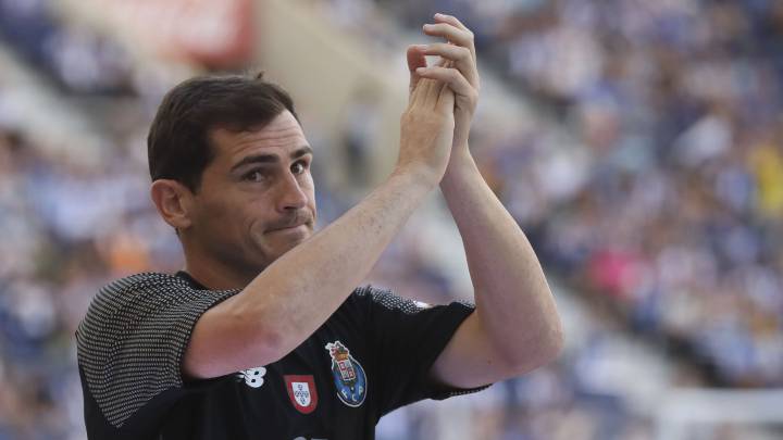 Casillas con el Oporto.