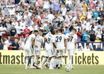 Asensio coge la bandera