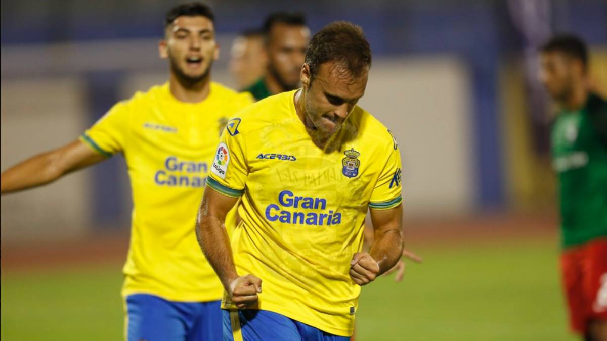 Cala resuelve el ensayo de Las Palmas frente al Marítimo.