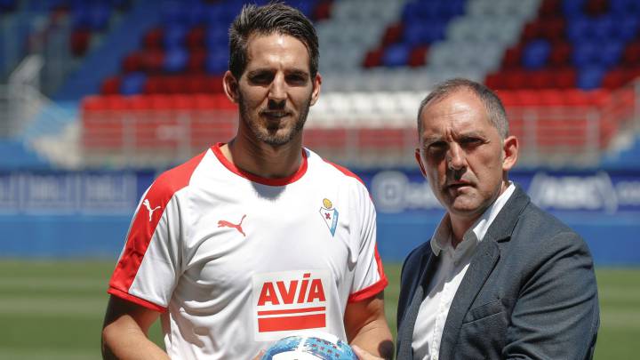 Pedro Bigas, en su presentación como nuevo jugador del Eibar.