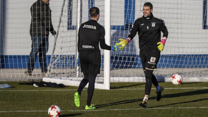 Los porteros del Leganés, Jon Ander Sernates y 'Pichu' Cuéllar.