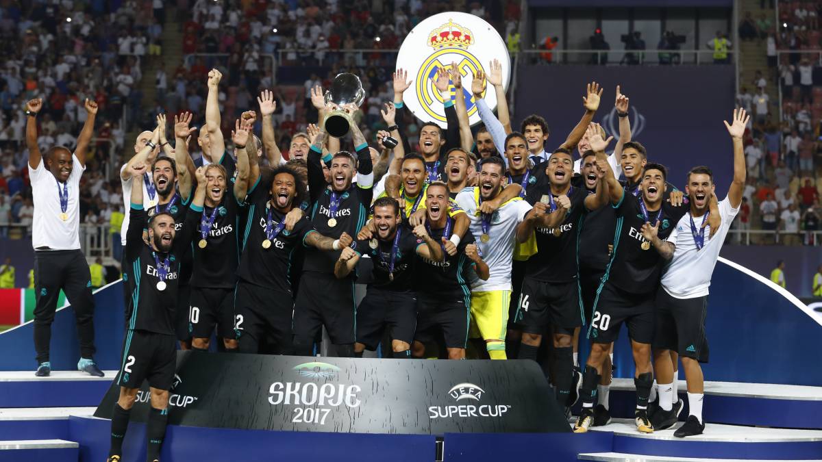 Los cuatro títulos de Supercopa de Europa del Real Madrid