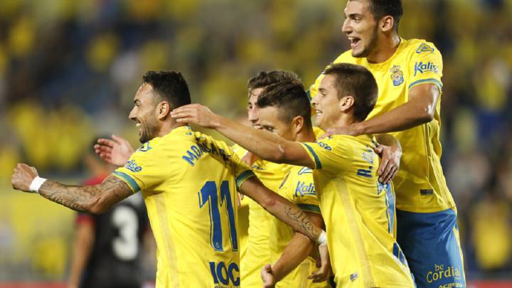 Rubén Castro marca el primer gol de la temporada de Las Palmas.