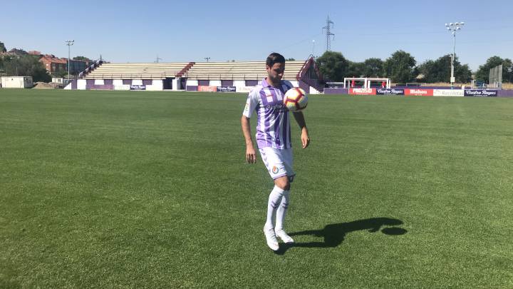 Cop, presentado y Gómez sigue trabajando en varias opciones