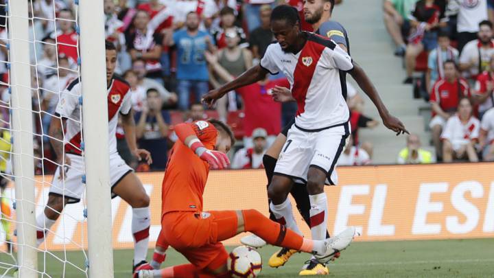 Ocasión de Abdoulaye ante el Sevilla.