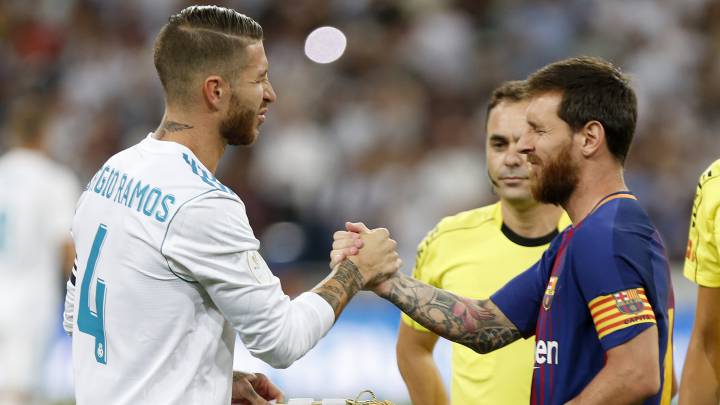 Los jugadores de Real Madrid y Barcelona, Sergio Ramos y Leo Messi, antes de un Clásico.