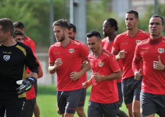 Álvaro García podría llegar al partido frente al Huesca