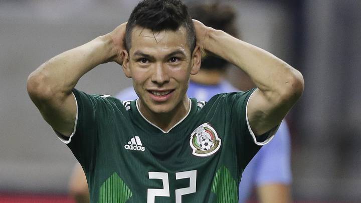 Barcelona and Atlético eyeing move for Hirving Lozano