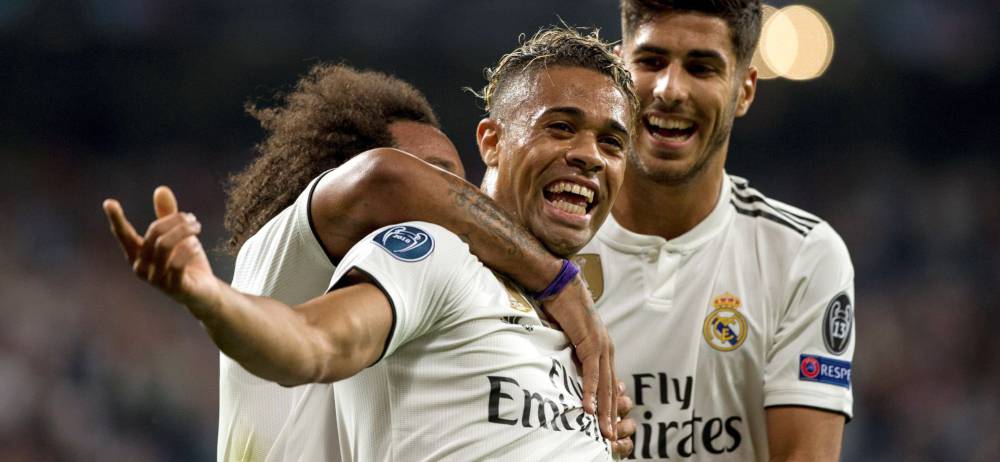 Mariano celebró así su gol al Roma.
