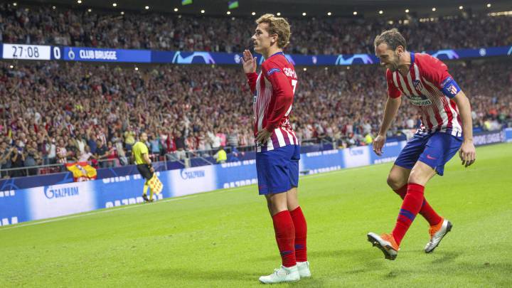 Griezmann, con su nueva celebración del gol, tras hacerle el primero al Brujas en la Champions.