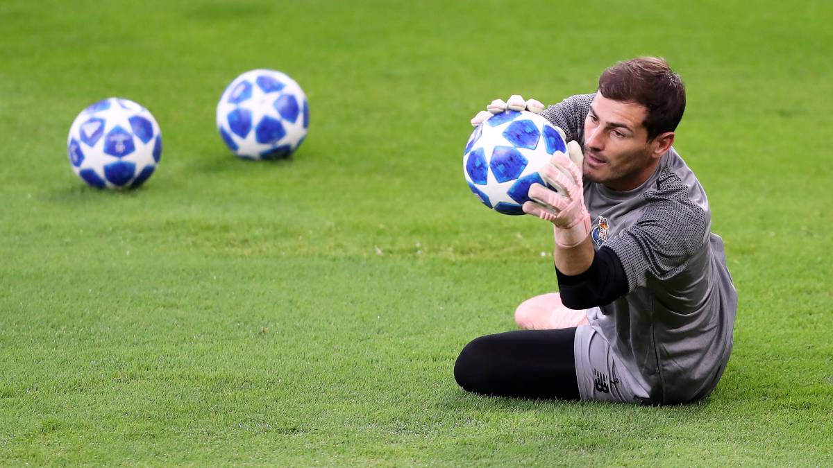 Spain: Casillas contacted Luis Enrique to stake claim for return