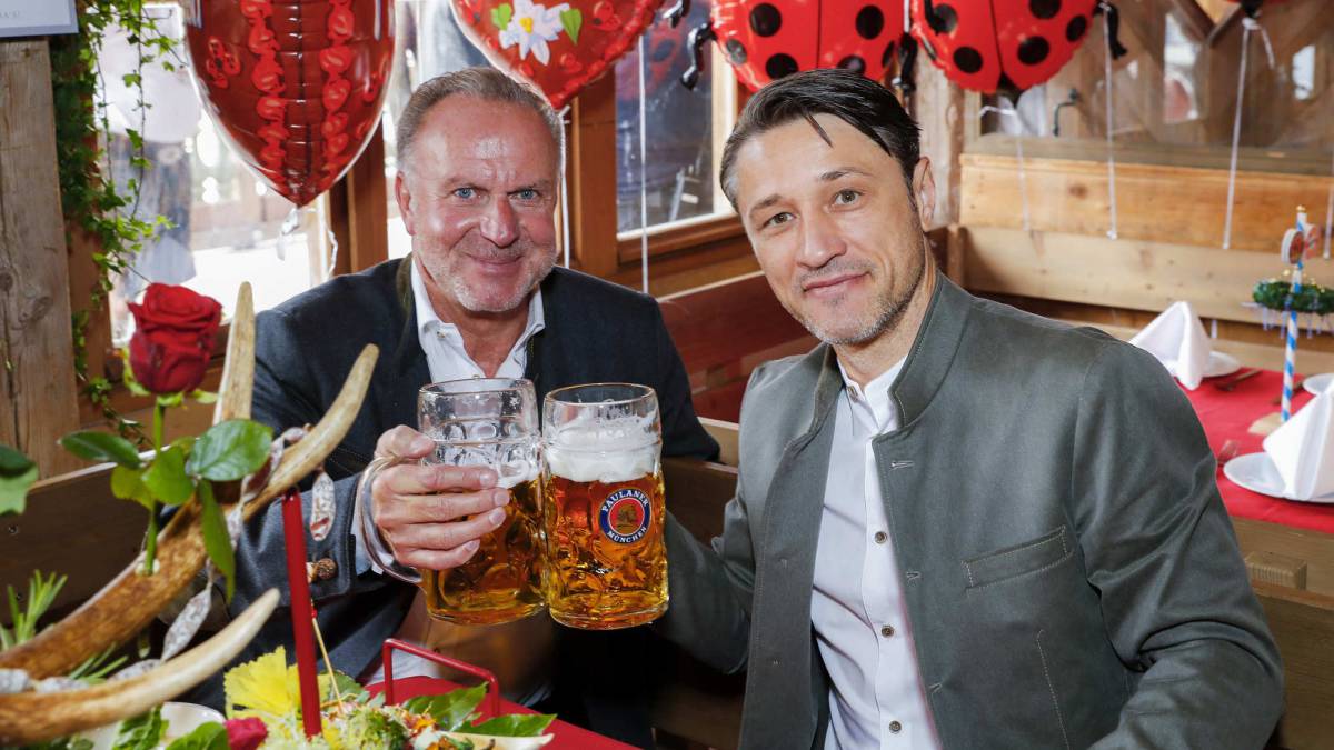 Rummenigge y Kovac, durante la Oktoberfest.