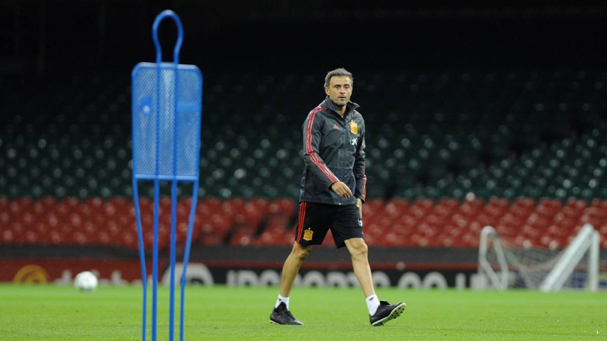 Spanish federation open investigation over Iñigo Martínez injury