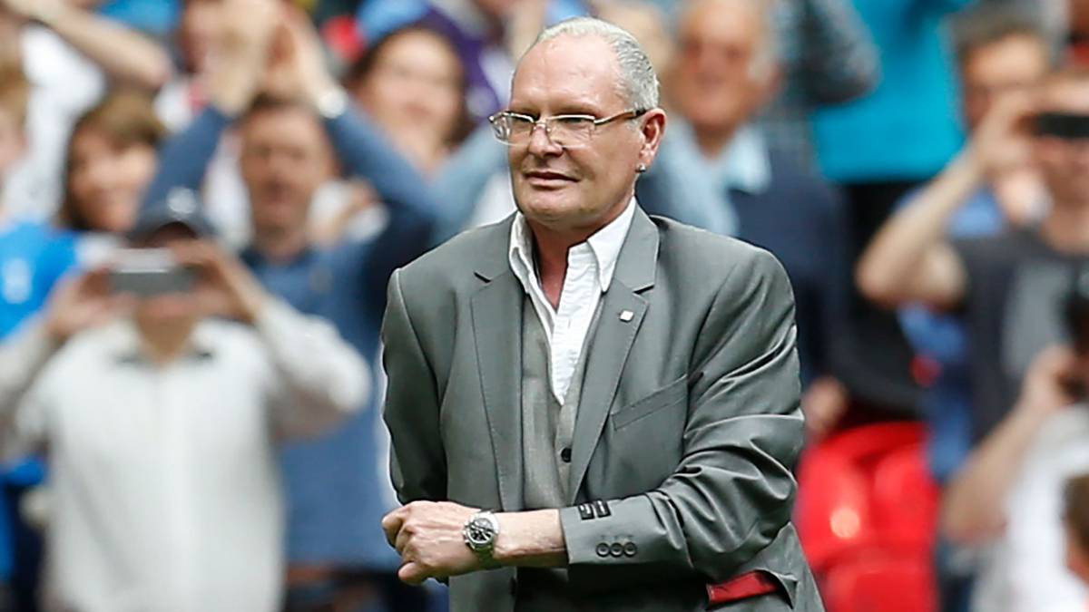 Última aparición pública de Gascoigne en un partido del Tottenham.
