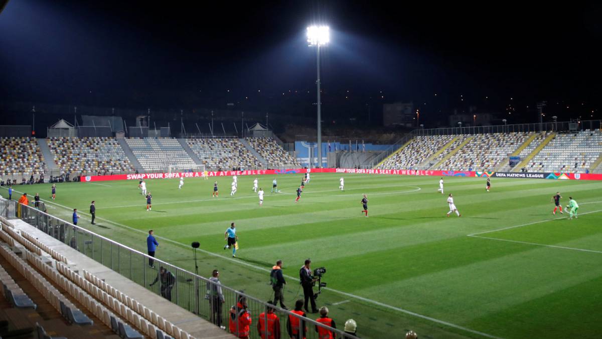 Croacia - Inglaterra sin público.