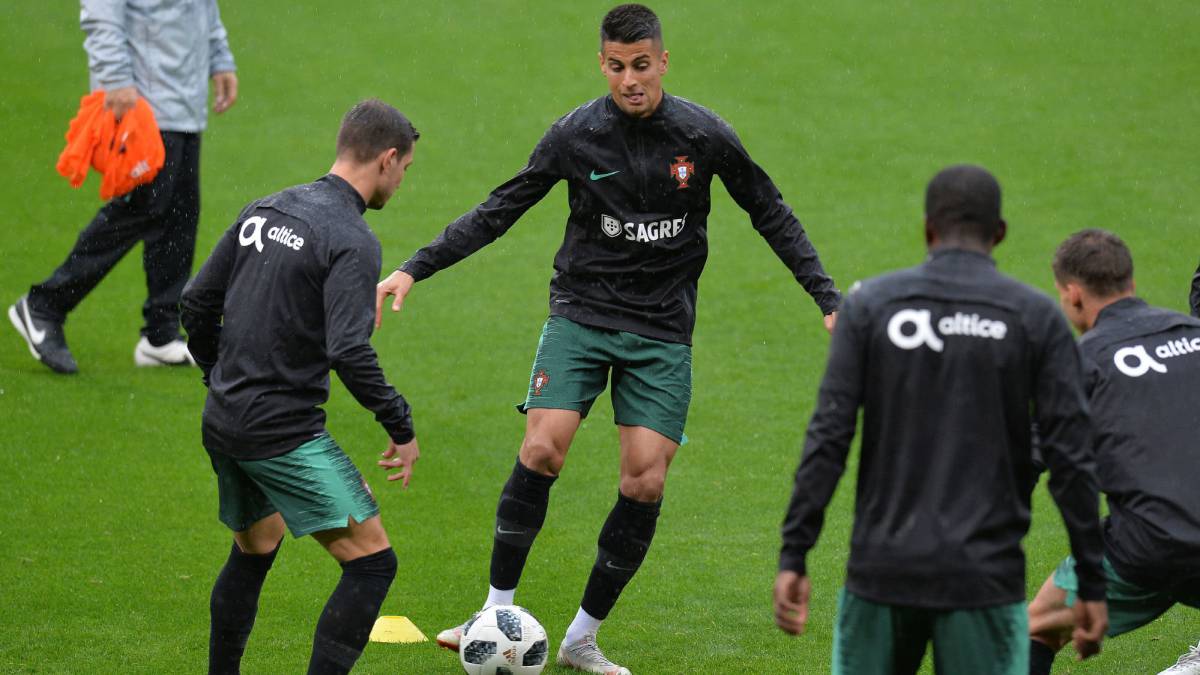 Joao Cancelo, durante el entrenamiento de Portugal.