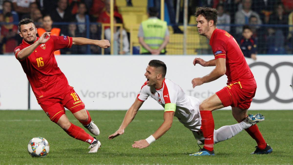 Vukcevic, con Montenegro.