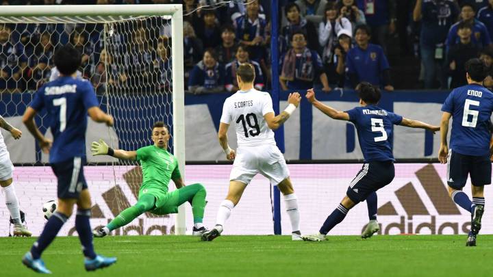 Exhibición nipona ante Uruguay en una lluvia de goles