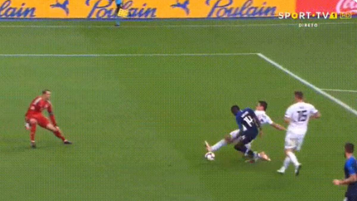 Alemania reclamó que no hubo penalti de Hummels a Matuidi