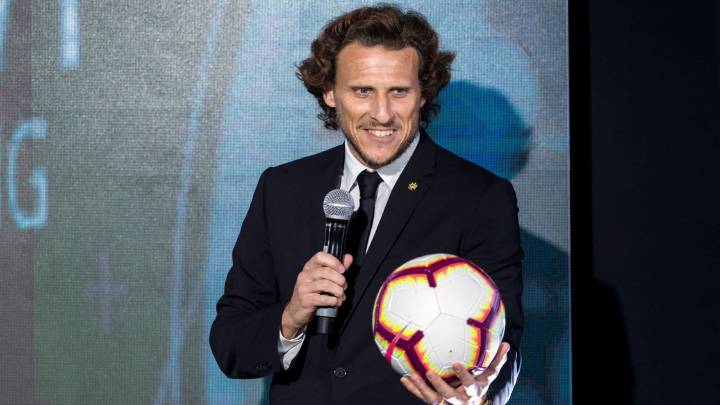 Forlán: "¿Falta de gol del Madrid? Se nota que no está Cristiano"