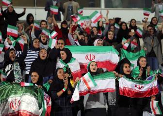Women at Iranian football: the image waited for since 1981