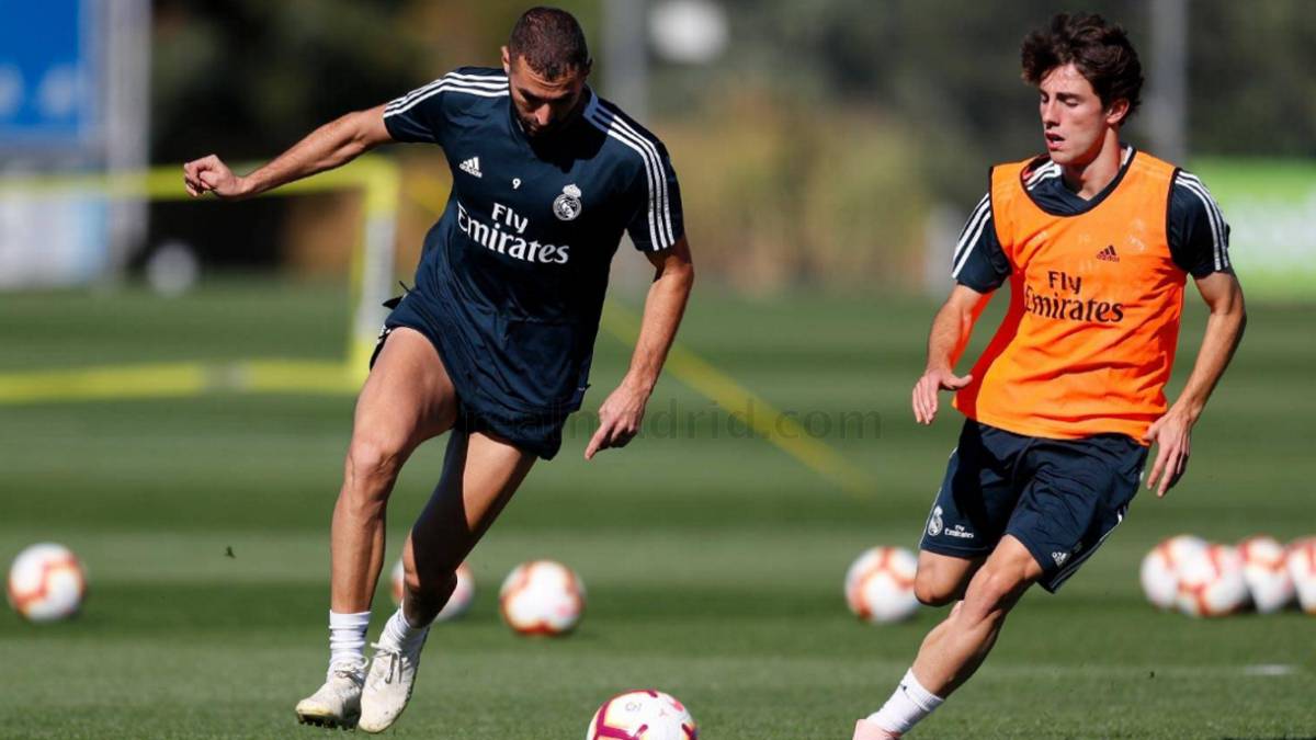 Benzema se alista al Clásico