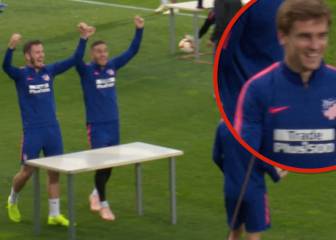 Saúl y Koke, muertos de la risa con Griezmann y su poca pericia al fut-tenis