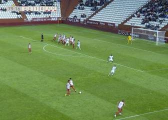 El Albacete aguanta con uno menos desde el principio y empata con el Almería