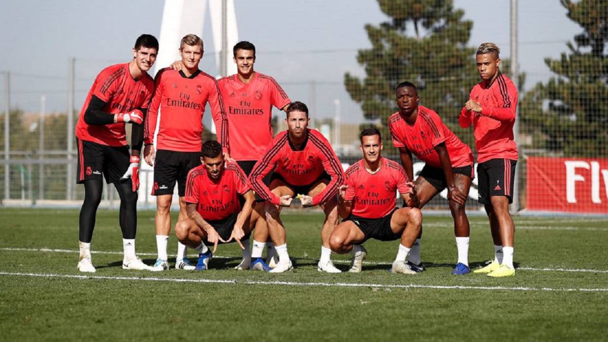 Sergio Ramos and Reguilón bury the hatchet after bust-up