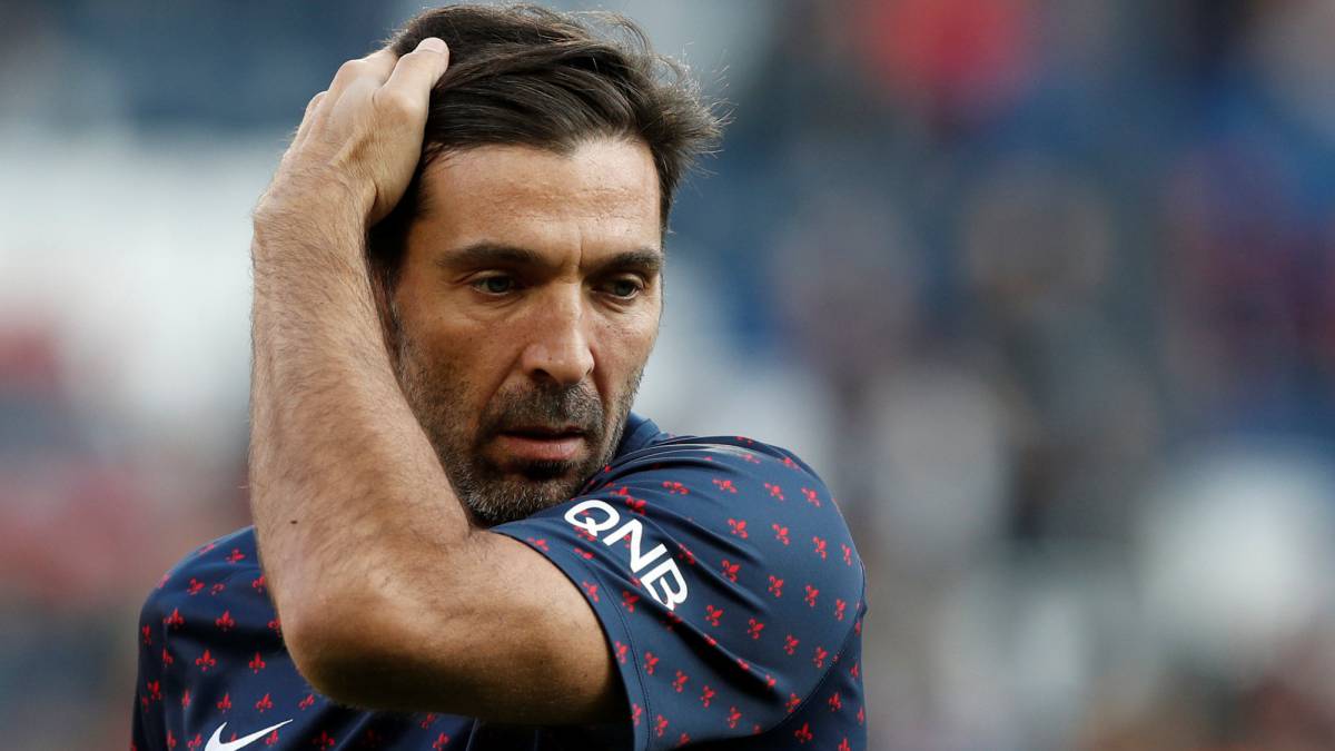 El guardameta italiano del PSG, Gianluigi Buffon.
