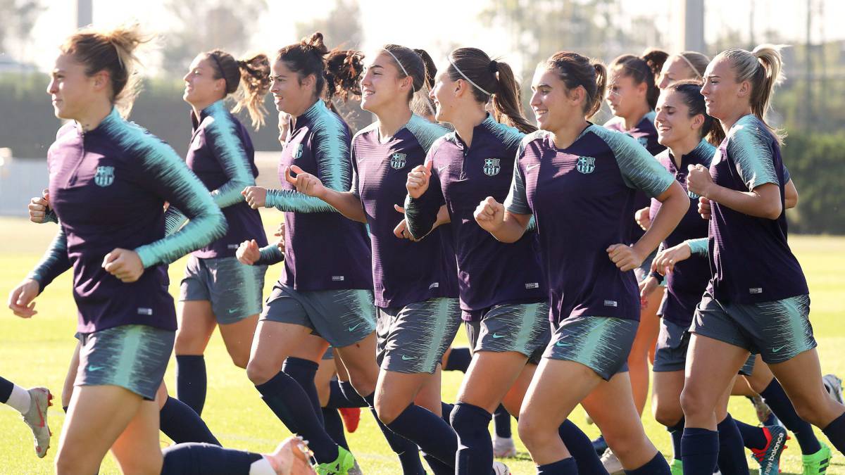 El Barcelona recibe al Levante en el partido aplazado.