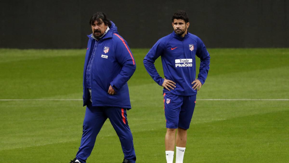 El Atlético informó por error que Kalinic sería titular.