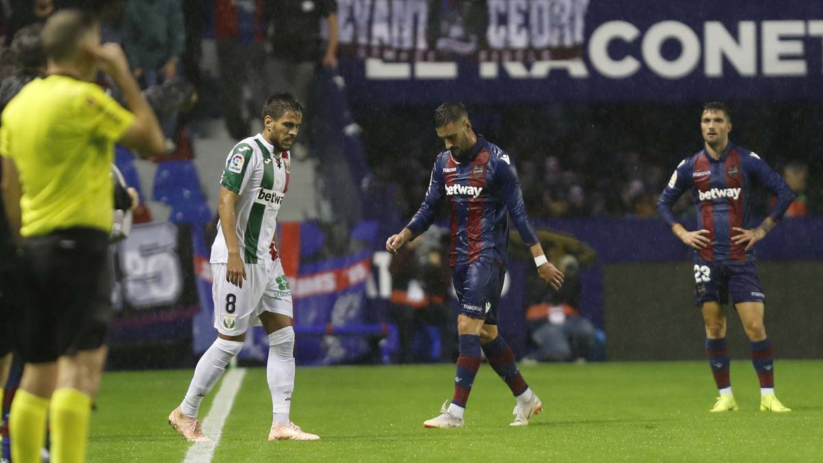 Cabaco estará 10 días de baja al sufrir un esguince en el tobillo
