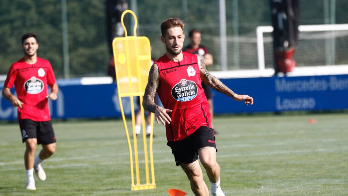 Fede Cartabia en un entrenamiento con el Deportivo en Abegondo