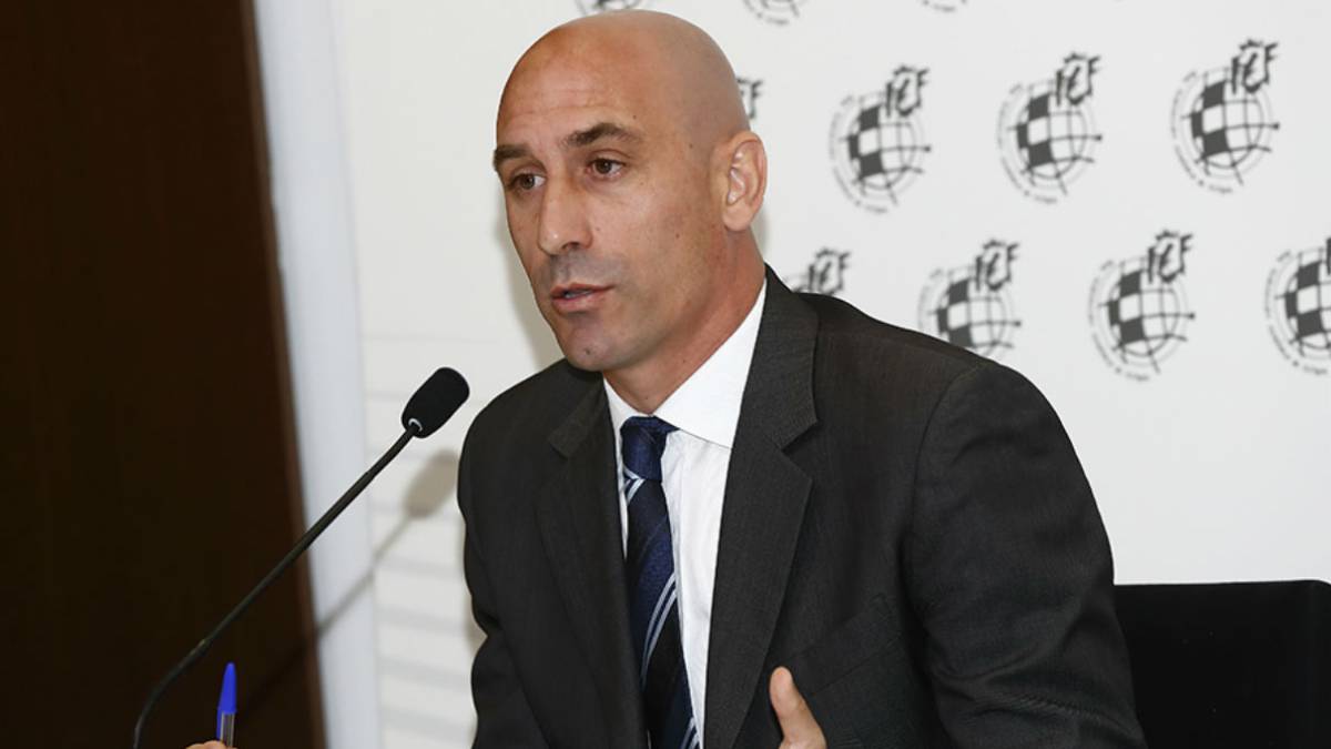 Un vicepresidente de la Federación Española, detenido por desvío de fondos Un vicepresidente de la Federación Española, detenido por desvío de fondos