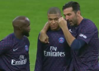 La charla que dio Buffon a Mbappé tras ser castigado