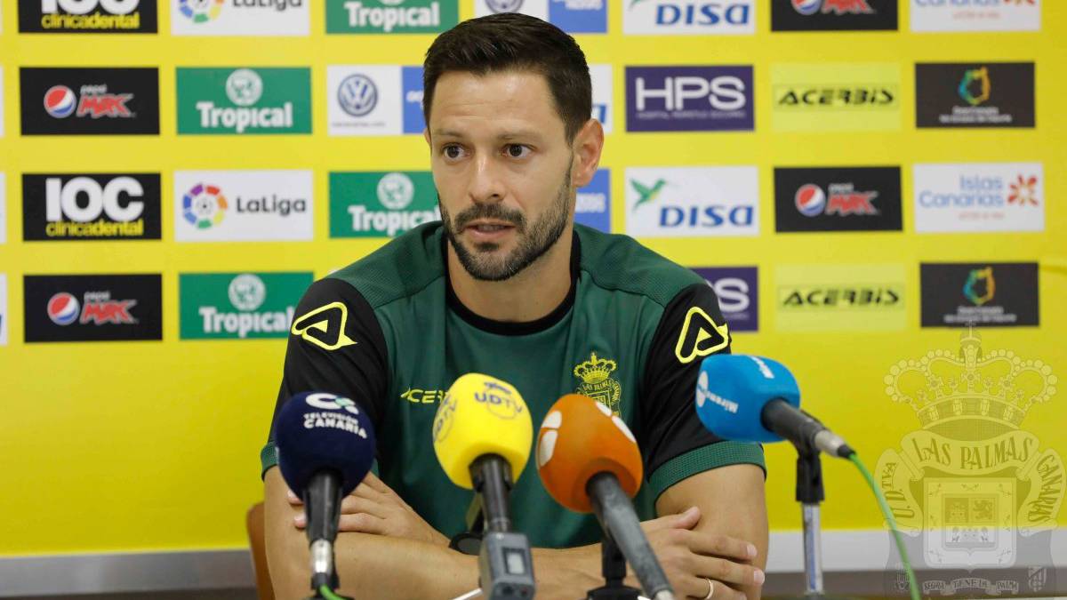 De la Bella: "El Depor es el que mejor juega de la categoría"