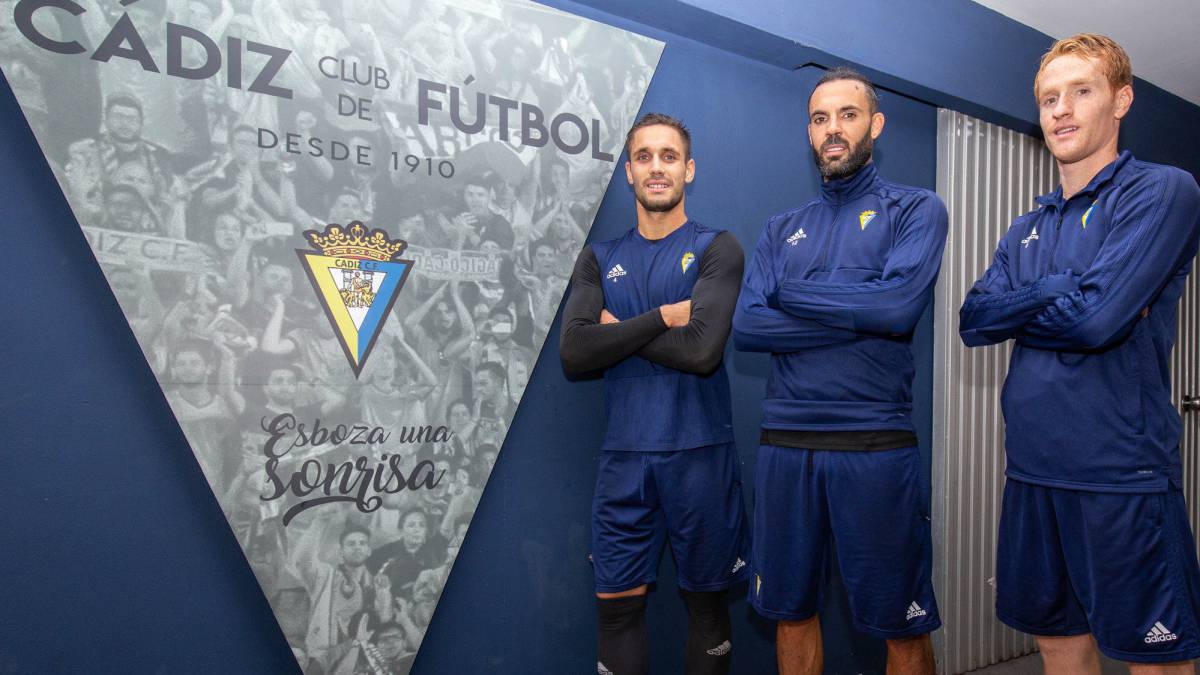 ROBER CORREA, ALEX FERNANDEZ Y SERGIO SANCHEZ, JUGADORES DEL CADIZ