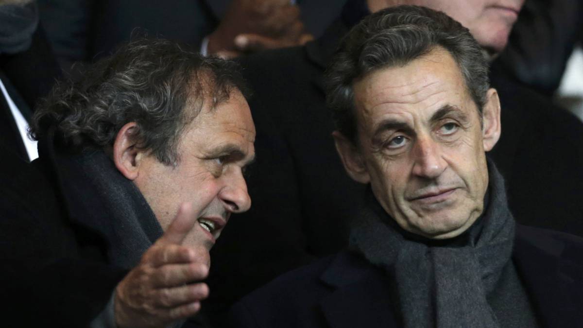 Sarkozy prometió a Qatar convencer a Platini para que le diera el Mundial de 2022