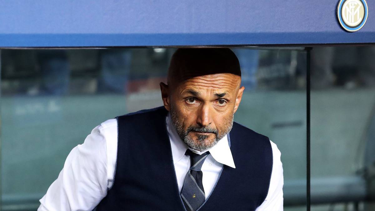 Barcelona through to Champions League last 16 despite Mauro Icardi leveller