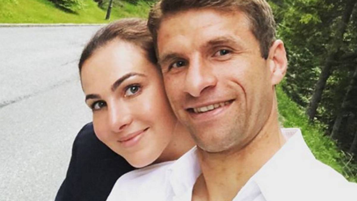 La mujer de Müller critica a Kovac en las redes y luego se disculpa y borra el mensaje