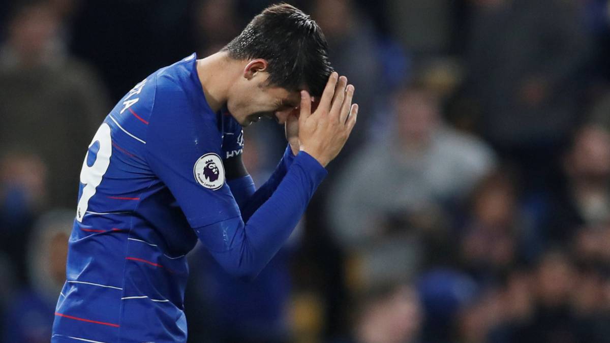 Morata se lamenta de una ocasión fallada en el partido entre el Chelsea y el Crystal Palace.