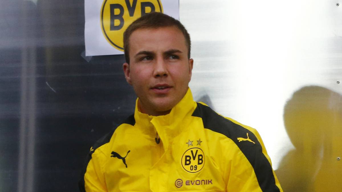Götze.